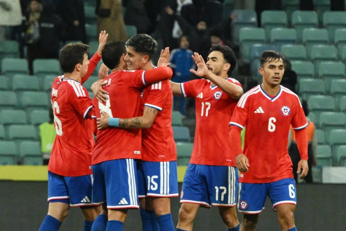 La Roja jugando en Rusia. Foto: ATON.
