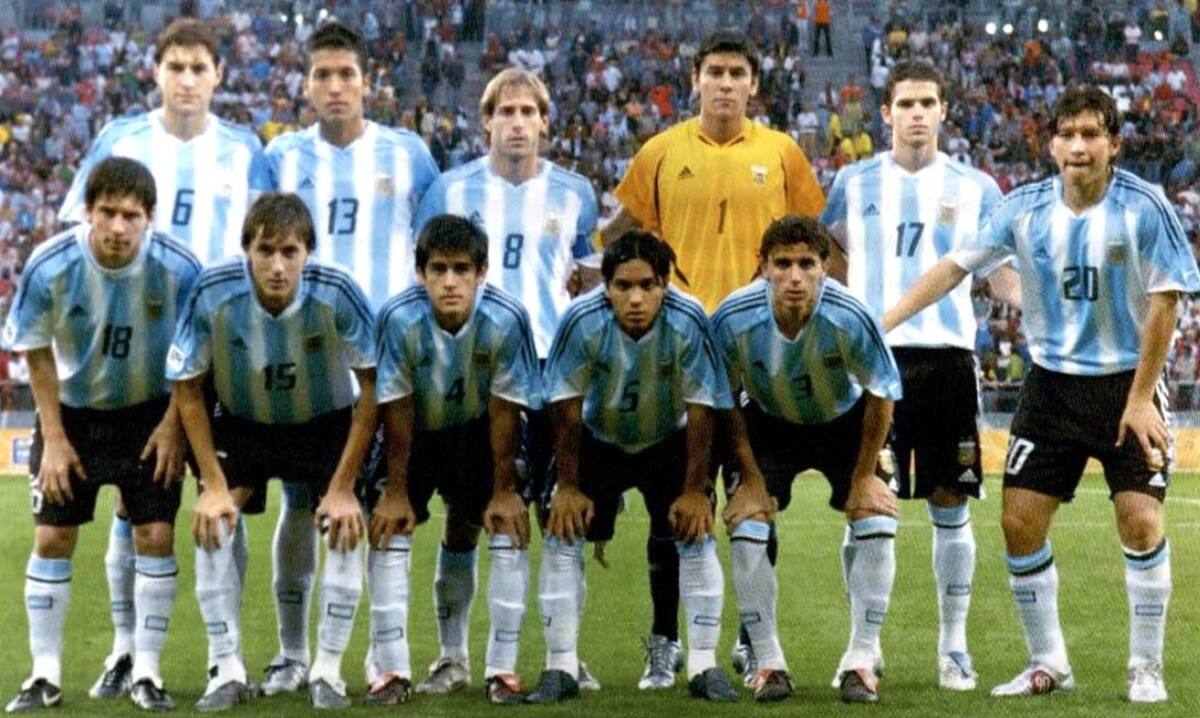 Julio Barroso y Lionel Messi coincidieron en la Albiceleste que se tituló campeona del mundo de la categoría.