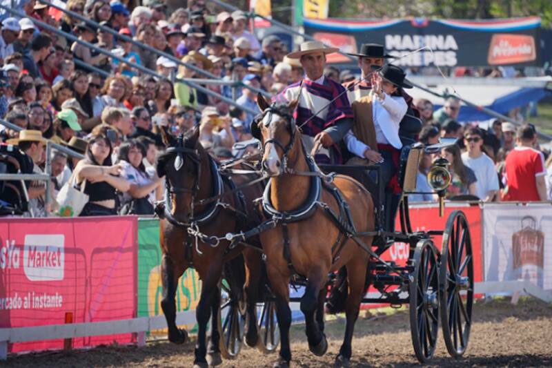 Esta fonda se lleva a cabo en La Reina.