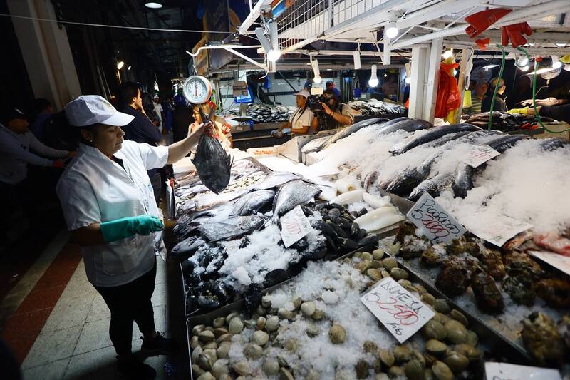 Sigue estas recomendaciones para comprar pescados y mariscos.