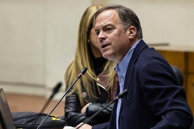 Senador Matías Walker.