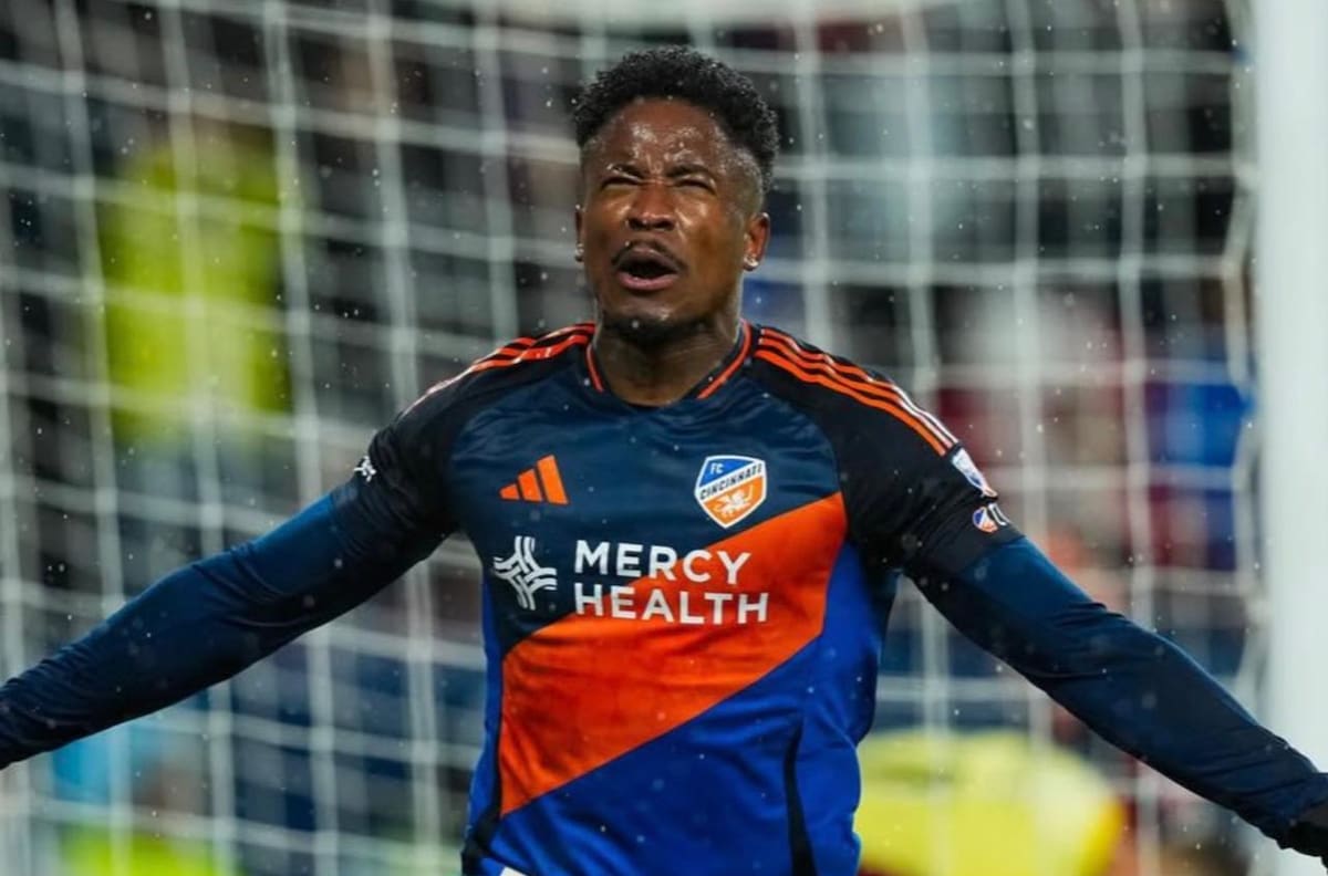 “Está entrenando en Chile”: Colo Colo pone los ojos en Sergi Santos como posible refuerzo