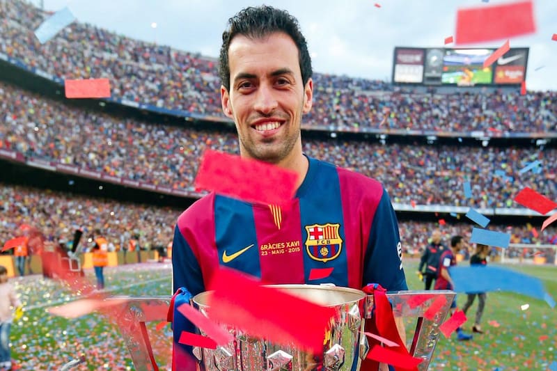 Charles Aránguiz fue comparado con el ex jugador de Barcelona.