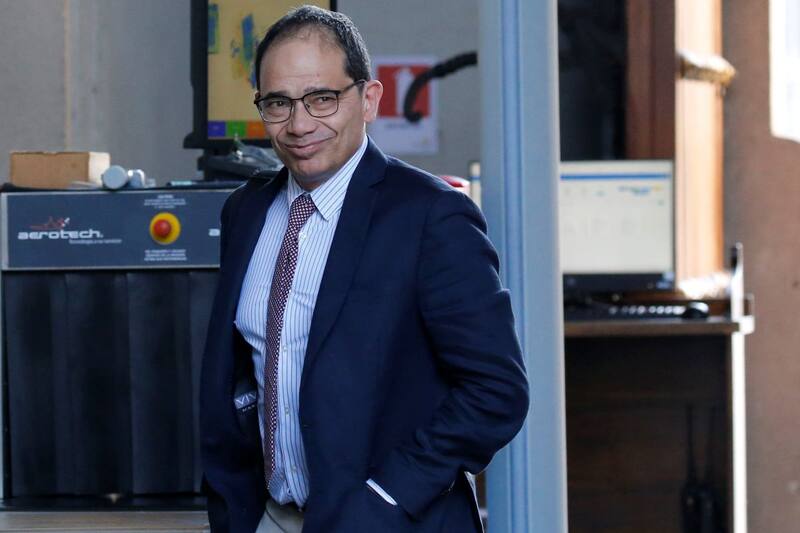 El ex director del INDH fue duramente increpado por estudiantes tras una charla.