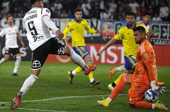 Uno menos: Sergio Romero esperaba un millonario sueldo y Colo Colo lo descartó