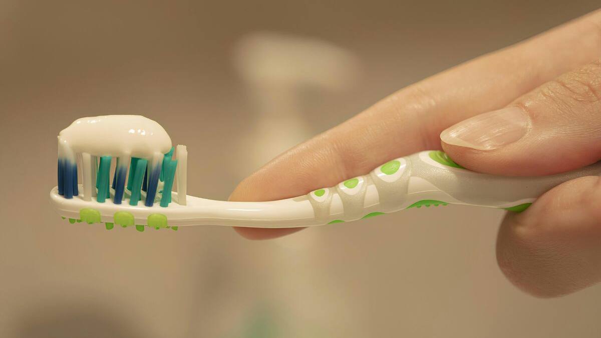 Sernac solicita información a P&G por efectos adversos asociados al uso de pastas dentales