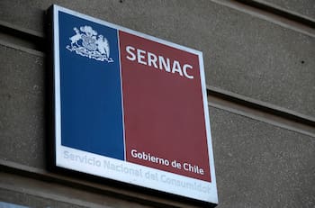 Cruz Verde enfrenta fiscalización del SERNAC por código de descuento que generó miles de reclamos