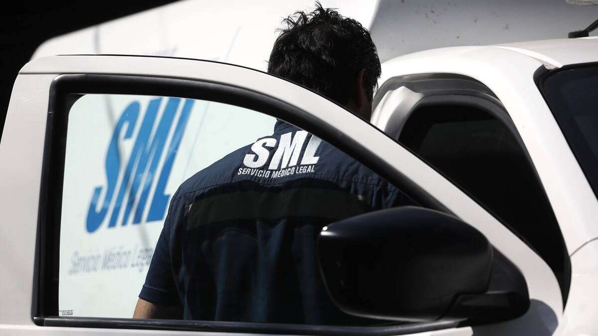 Con sueldos desde $2 millones: Servicio Médico Legal busca trabajadores