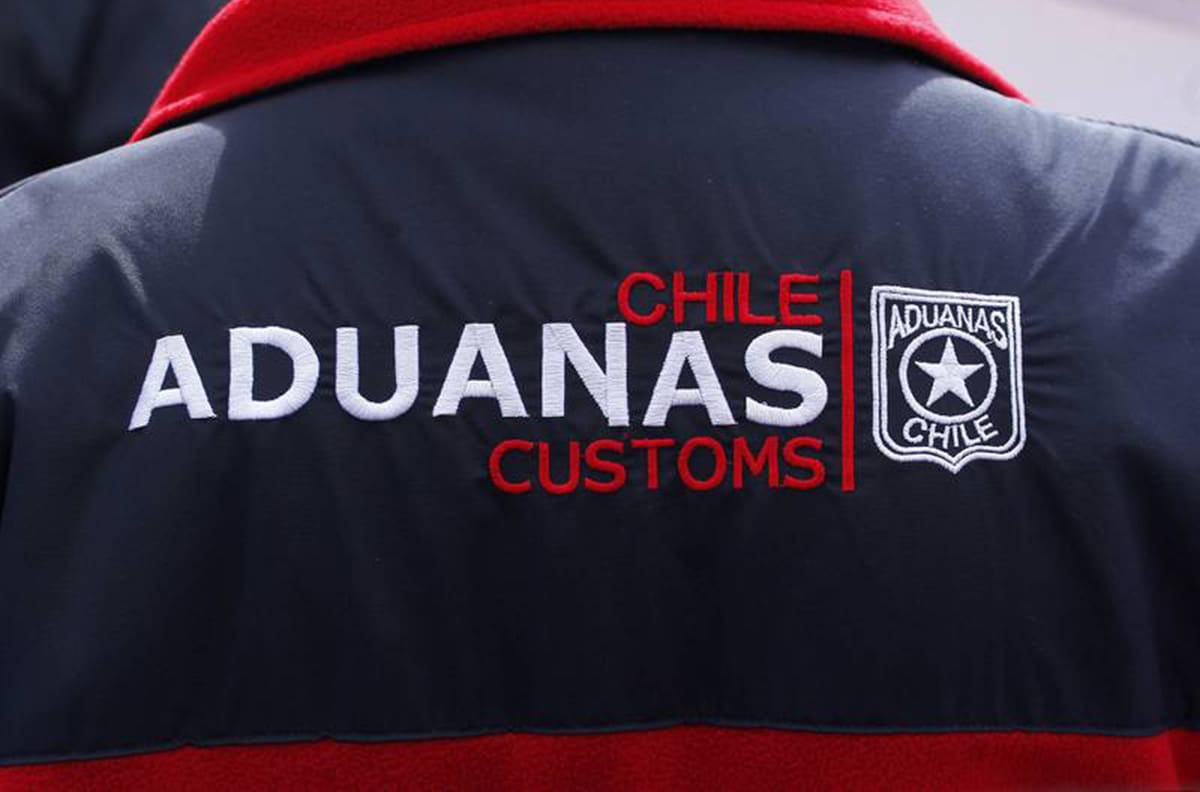 Servicio Nacional de Aduanas busca trabajadores: Hay sueldos de más de $4.000.000