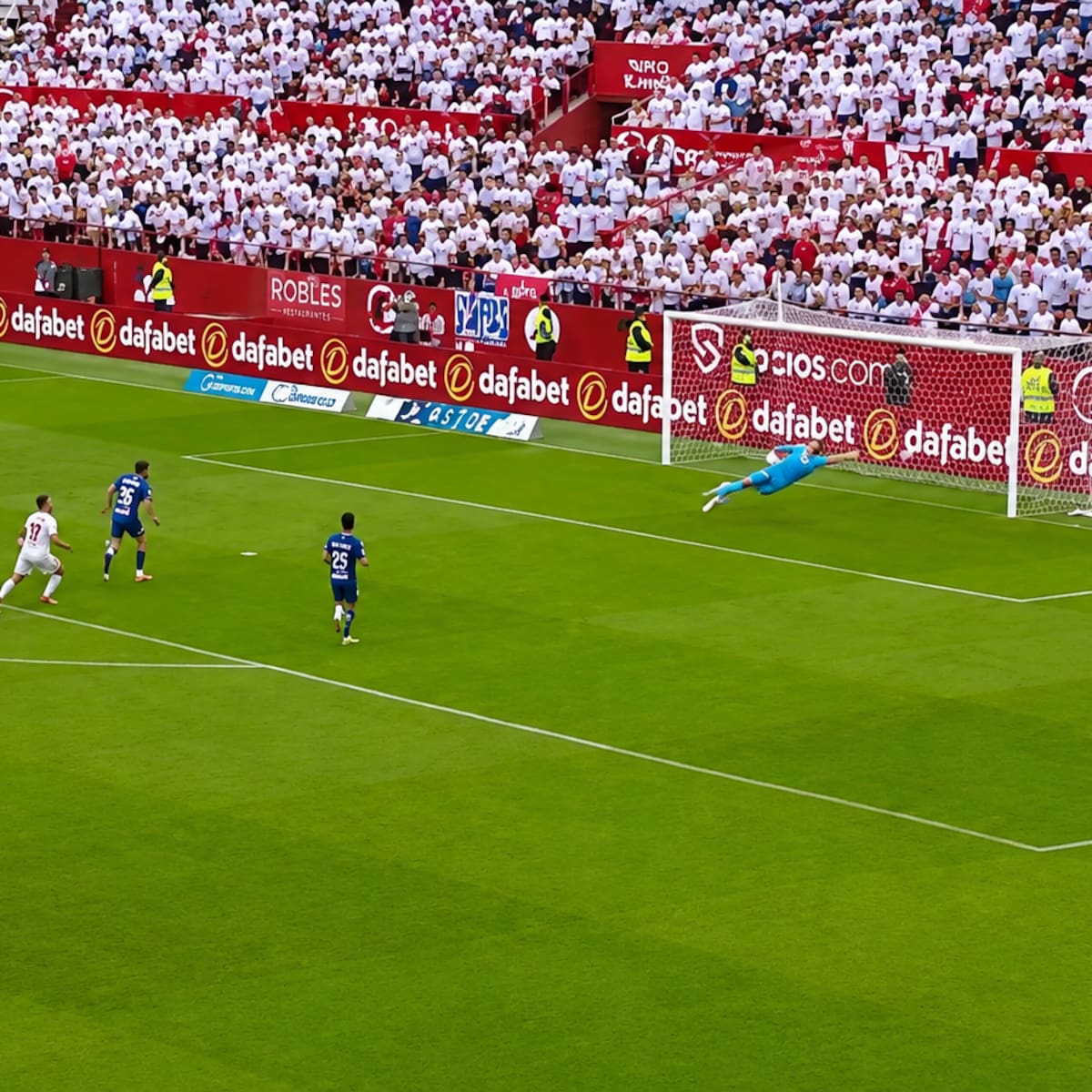 VIDEO | Con asistencia fortuita de Alexis: el gol agónico del Sevilla que hizo estallar el Sánchez Pizjuán