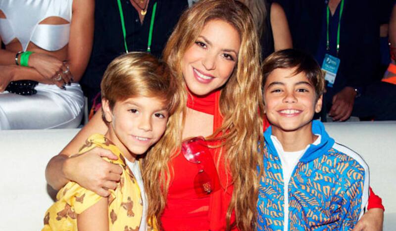 habló de cómo se dio la colaboración de sus hijos Sasha y Milán en "Acróstico".