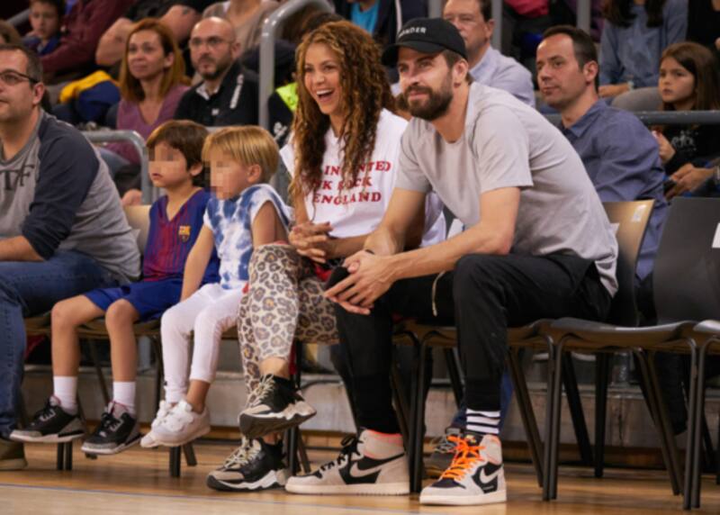 Shakira y Gerard Piqué disfrutando de un partido de Basquetból