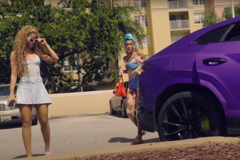 Shakira dijo que regalará su Lamborghini Urus S
