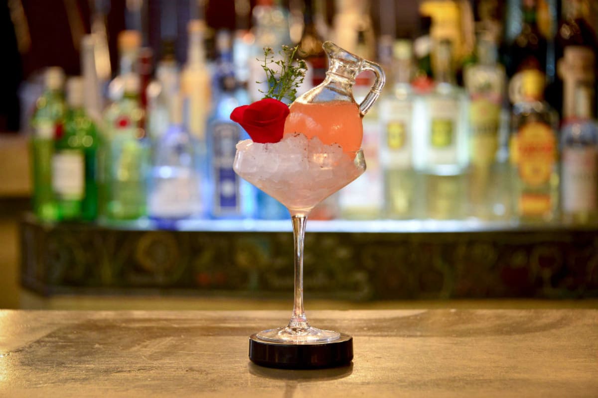 Este bar está dentro de los mejores 100 del mundo. Créditos: @sietenegronis.