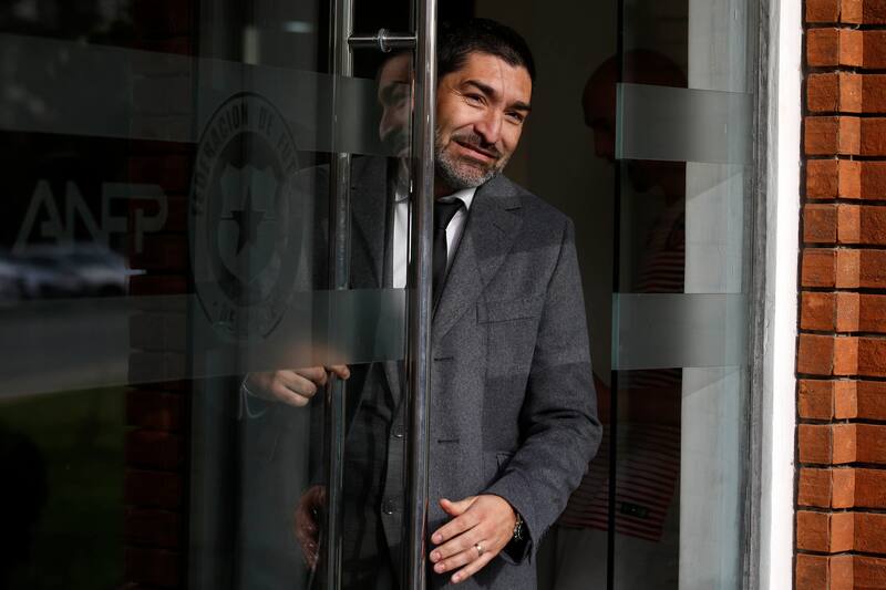 Gamadiel García, presidente.