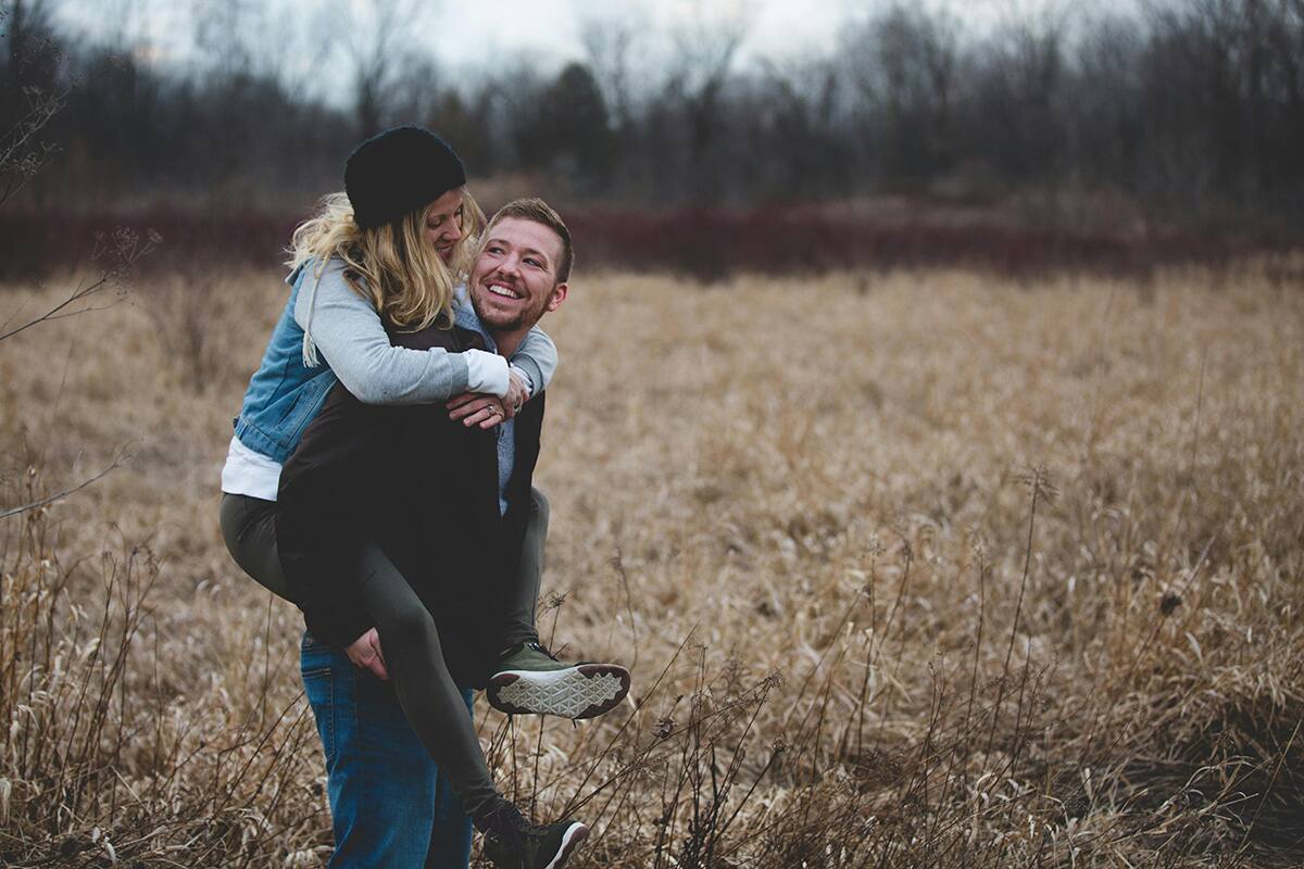 Revisa si el de tu pareja está en la lista. Créditos: Pexels.