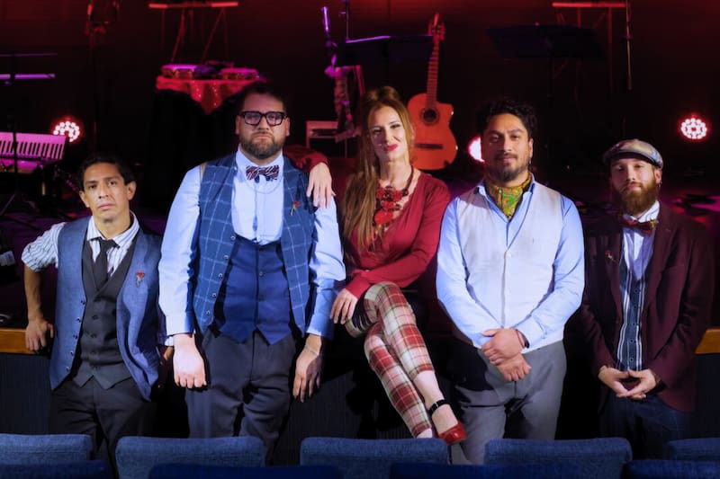 Serán parte de la parrilla que ofrece el festival de San Bernardo. Créditos: @sigrid_y_los_claveles vía Instagram.