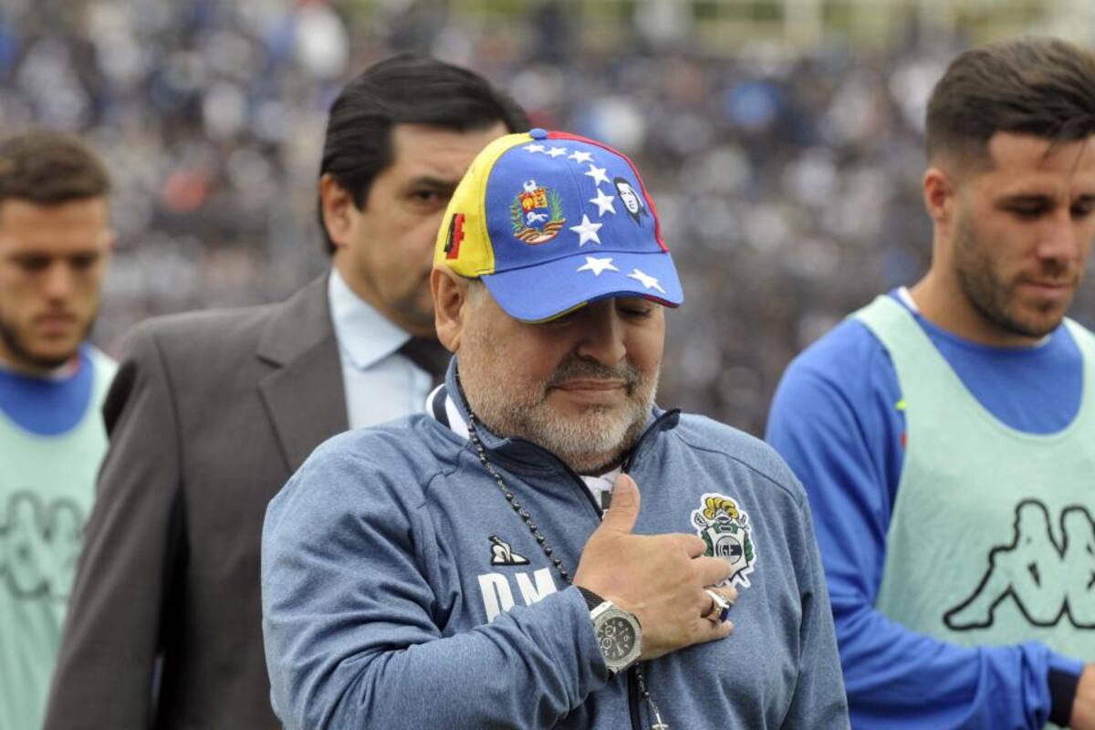 por la muerte de Diego Maradona