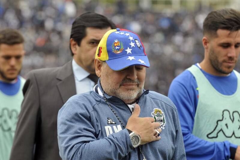 por la muerte de Diego Maradona