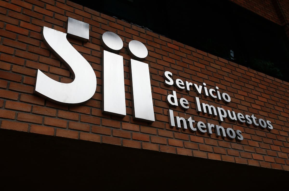 SII devuelve dinero a trabajadores dependientes que tengan sueldos sobre ESTE monto