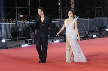 Simón Pesutic celebra su cumpleaños con postal dedicada a su pareja, Vivianne Dietz