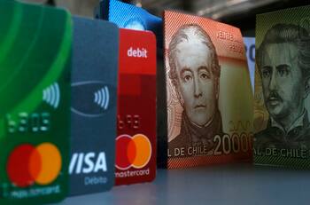 Probamos el simulador de tarjetas de créditos para saber cuánto tardaremos en pagar nuestras deudas