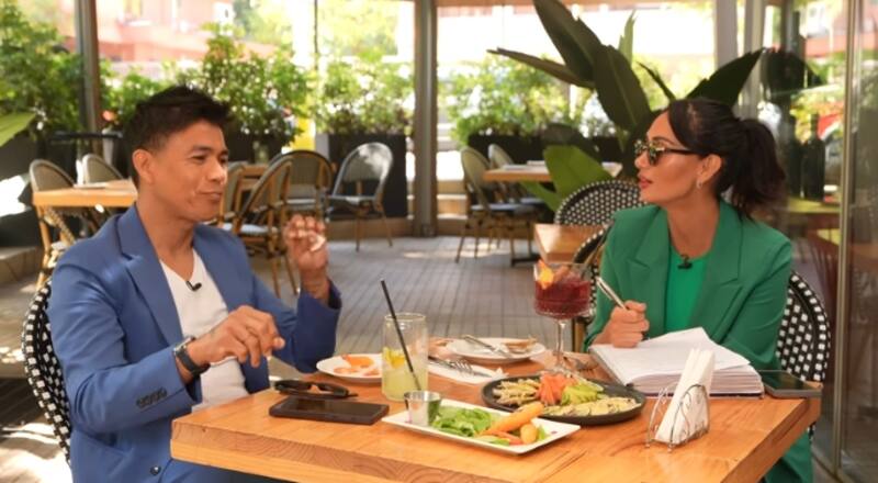 El músico y la panelista de Hay Que Decirlo conversaron de todo. Créditos: @pamefieradiaz.