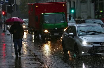 DMC emite aviso de intensas lluvias y vientos en tres regiones del sur para este fin de semana