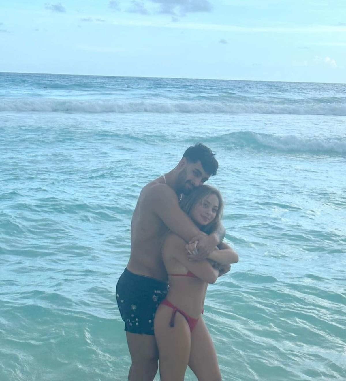 La pareja en su escapada a Cancún. Foto: Instagram.
