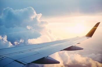 Importante aerolínea nacional busca tripulantes de cabina para sumarse a sus equipos de trabajo