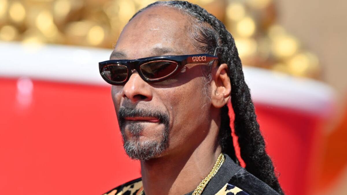 Snoop Dogg se convierte en co-propietario de tradicional club del fútbol inglés