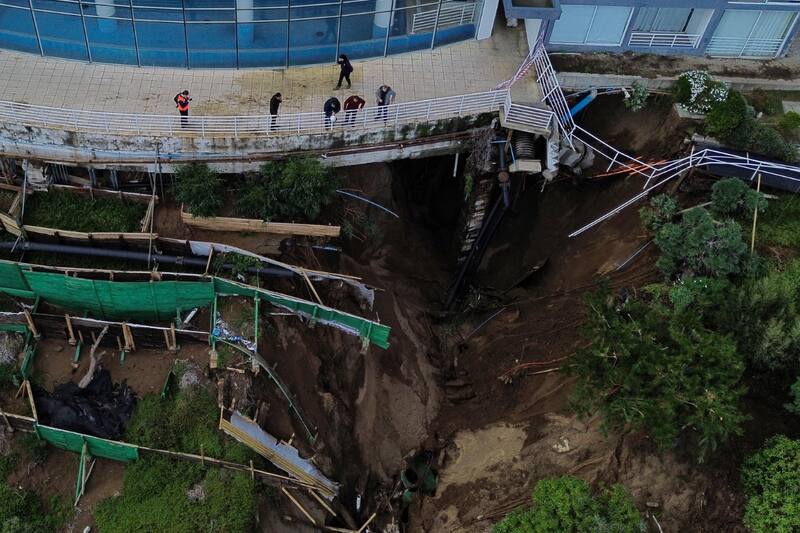 Desde la administración del edificio acusan abandono de las autoridades.