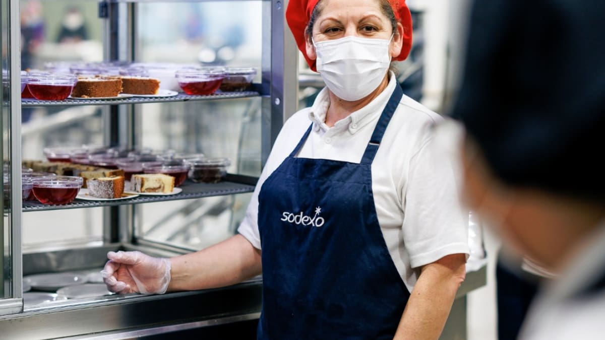 Sodexo busca trabajadores: Sueldos alcanzan el $1.000.000