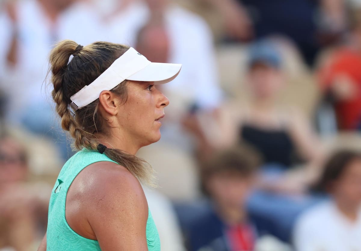 La argentina perdió por doble 6-0 en Roland Garros. EFE