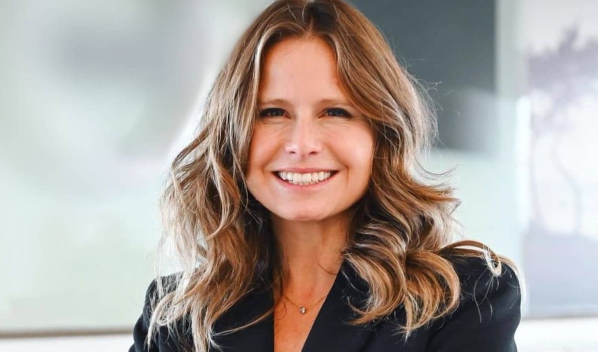 está feliz disfrutando de la lactancia. Créditos: Instagram