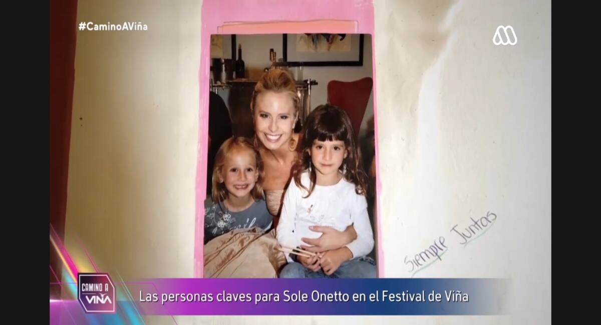 estuvo muy bien acompañada en su paso por el festival.