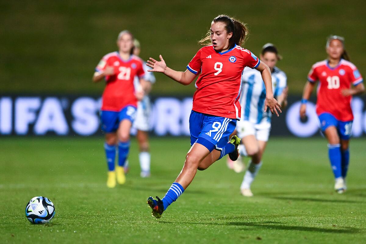 Chile viene de una caída ante Argentina en un amistoso. Ahora, es el momento de la verdad ante Haití. Foto: FIFA.
