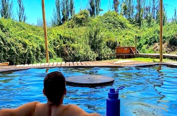 Sin salir de la RM: Este spa natural ofrece piscinas y relajantes masajes para disfrutar de tus vacaciones