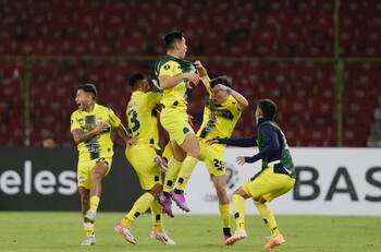 Darío Lezcano es su ídolo y tiene un nefasto rendimiento en 2024: Sportivo Trinidense, el rival de Colo Colo en la Copa