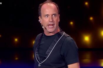 “¡Cállate!“: Stefan Kramer desata risas en Mi Nombre Es con imitación a George Harris