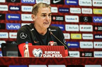 Canadá tendría listo a su técnico para enfrentar a La Roja en Copa América