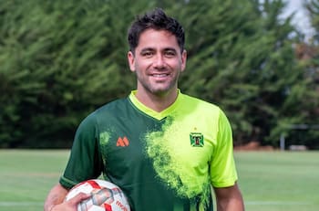 Último refuerzo de Deportes Temuco se deshace en elogios a Mario Salas: “Me sacó mucho rendimiento”