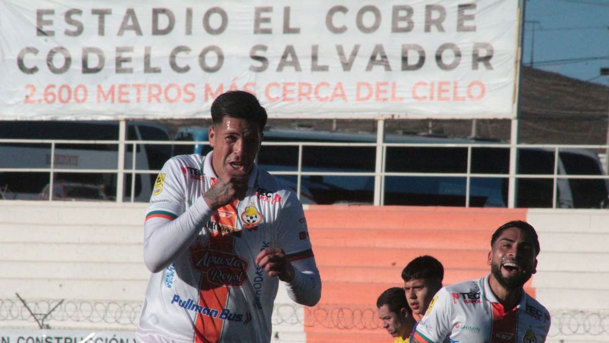 Cobresal amargó a la U en El Salvador: Steffan Pino tenía la llave del triunfo