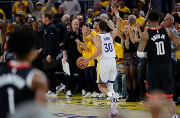 Playoffs de la NBA: ya está el primer semifinalista, Curry y Jokic respiran