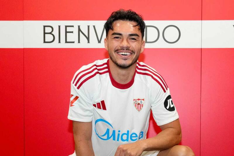 sorprendió con su dorsal en el primer partido de pretemporada.