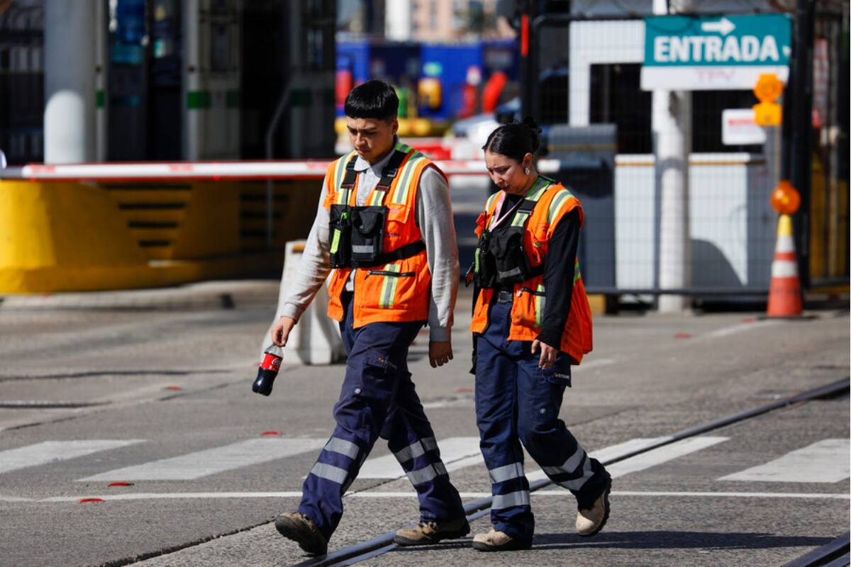 busca mejorar la calidad de vida de los menores de 25 años del 40% más vulnerable.