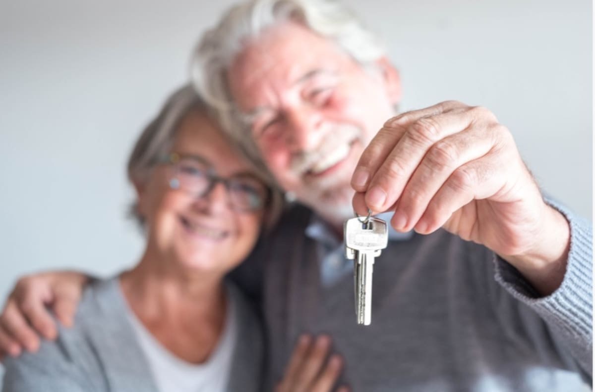 Minvu cubre hasta el 95% del costo del arriendo de los adultos mayores: ¿Hasta cuándo se puede postular?