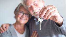 Minvu cubre hasta el 95% del costo del arriendo de los adultos mayores: ¿Hasta cuándo se puede postular?