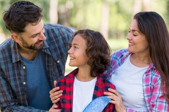 Revisa con tu RUT si recibes los $21.000 por hijo que entrega el Estado en abril