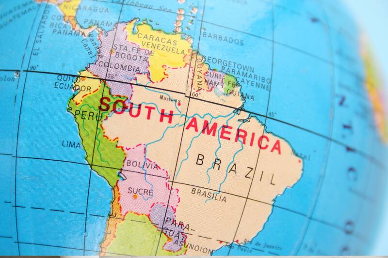 Conoce cuáles son los países a los que puedes viajar solo con tu carnet.